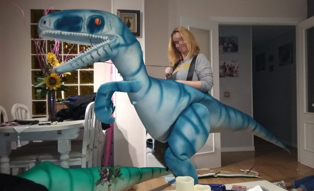 Disfraces de dinosaurio para comparsas - 2